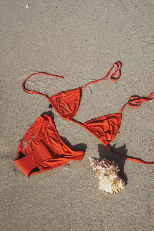 Perioden Bikini am Strand 